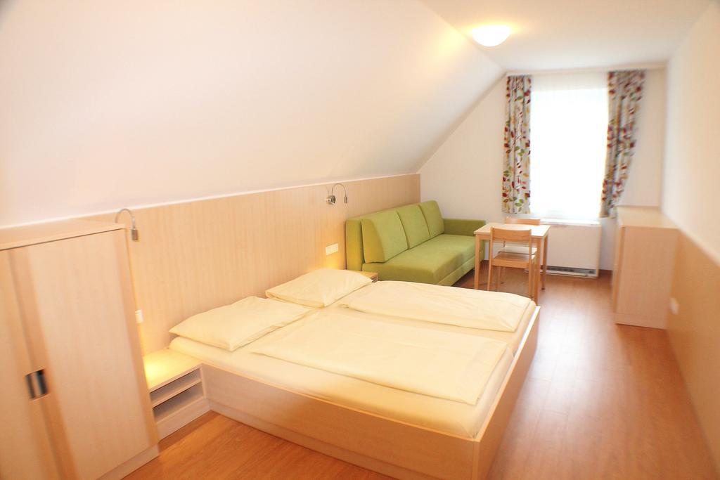 Jugendgaestehaus St. Gilgen Room photo